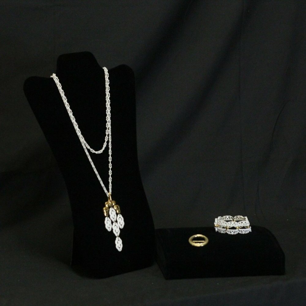 3 pc Signed Trifari Necklace, Bracelet, and Brooch Set Vintage Estate Jewelry